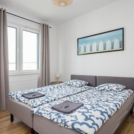 Warsaw-Aparts Herbu Janina Szpital Экстерьер фото